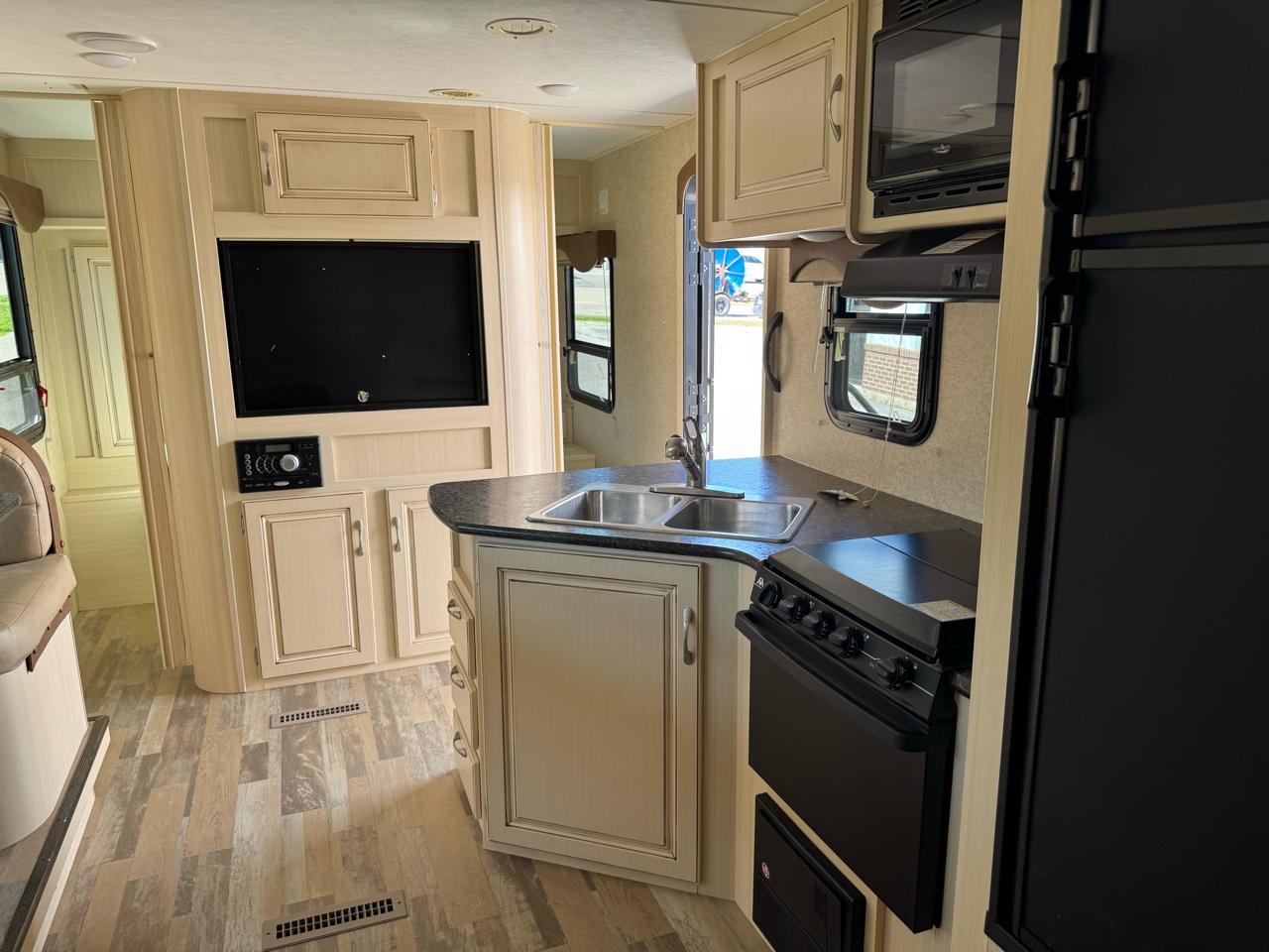 Winnebago Minnie  2016