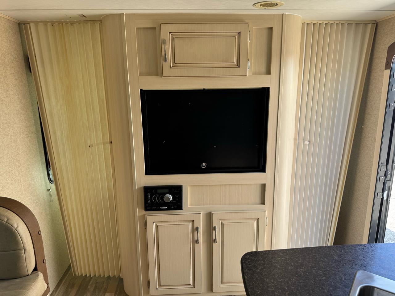 Winnebago Minnie  2016