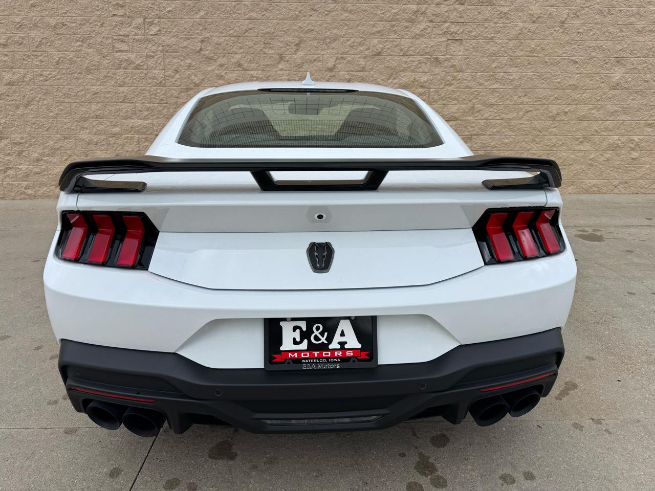 Ford Mustang Dark Horse Fastback 2024