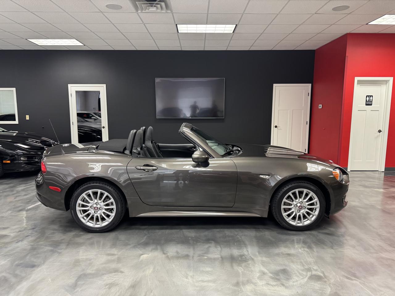Fiat 124 Spider Classica Convertible 2017