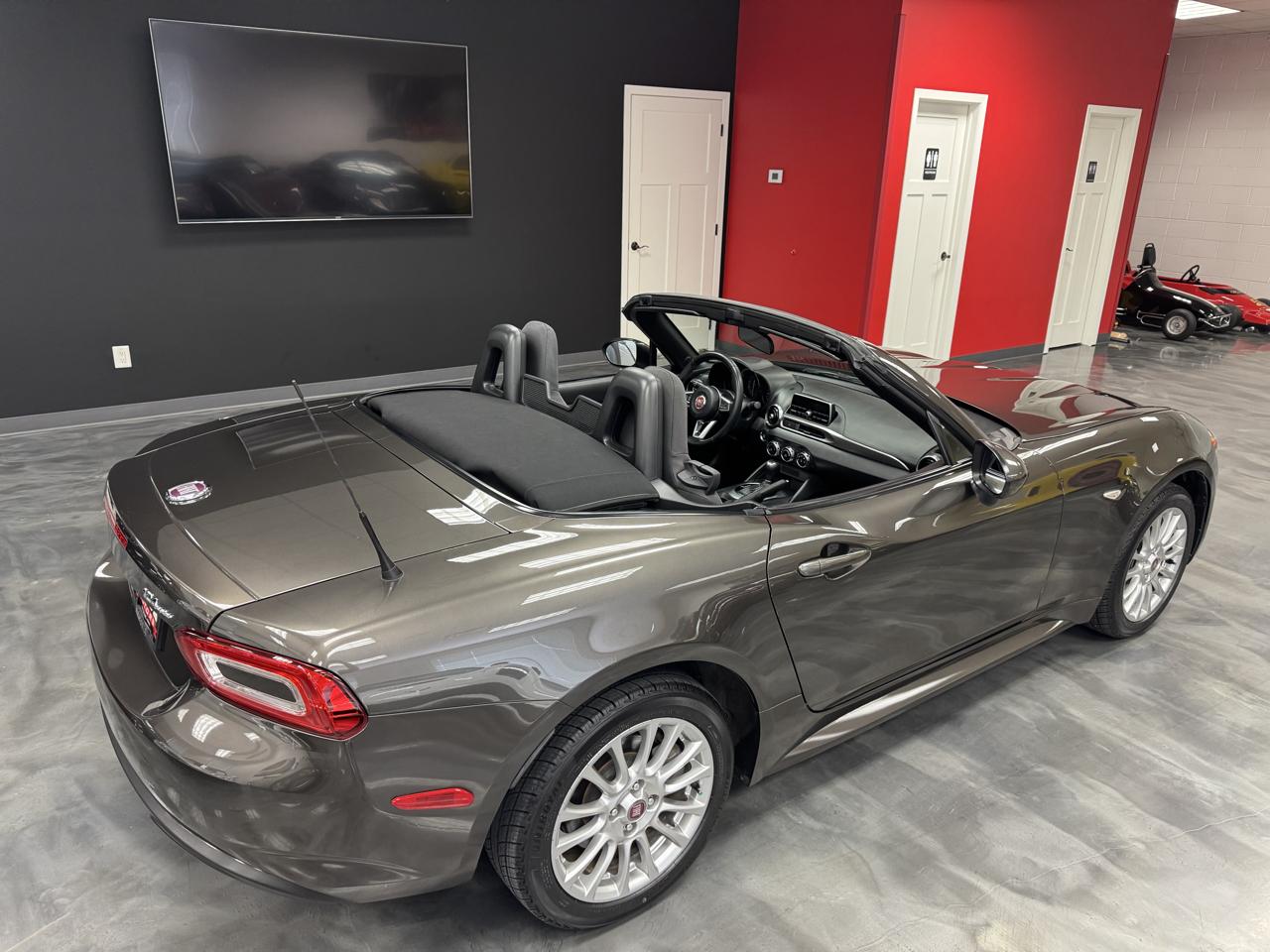 Fiat 124 Spider Classica Convertible 2017