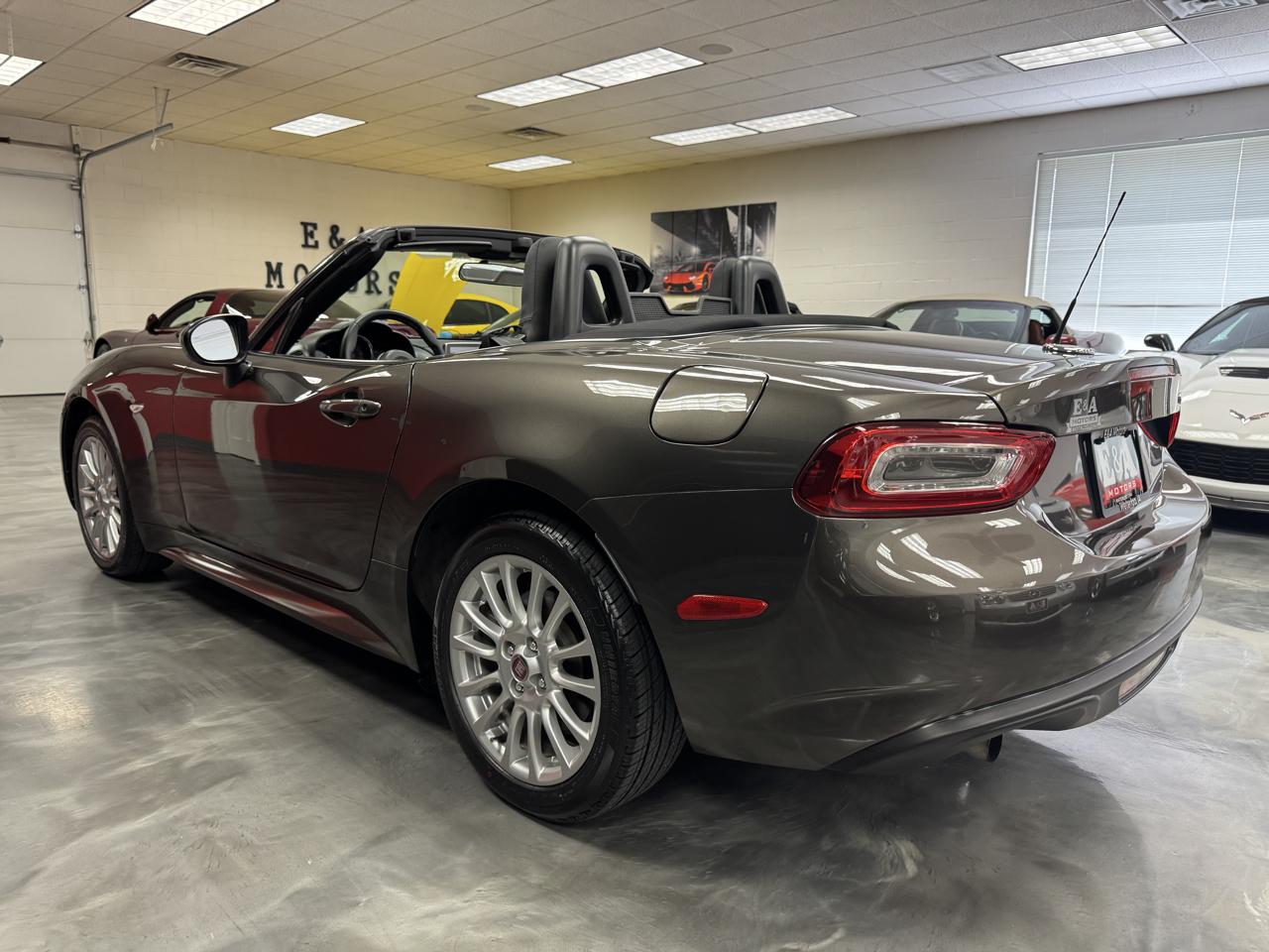 Fiat 124 Spider Classica Convertible 2017