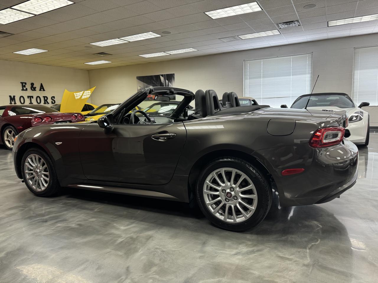Fiat 124 Spider Classica Convertible 2017