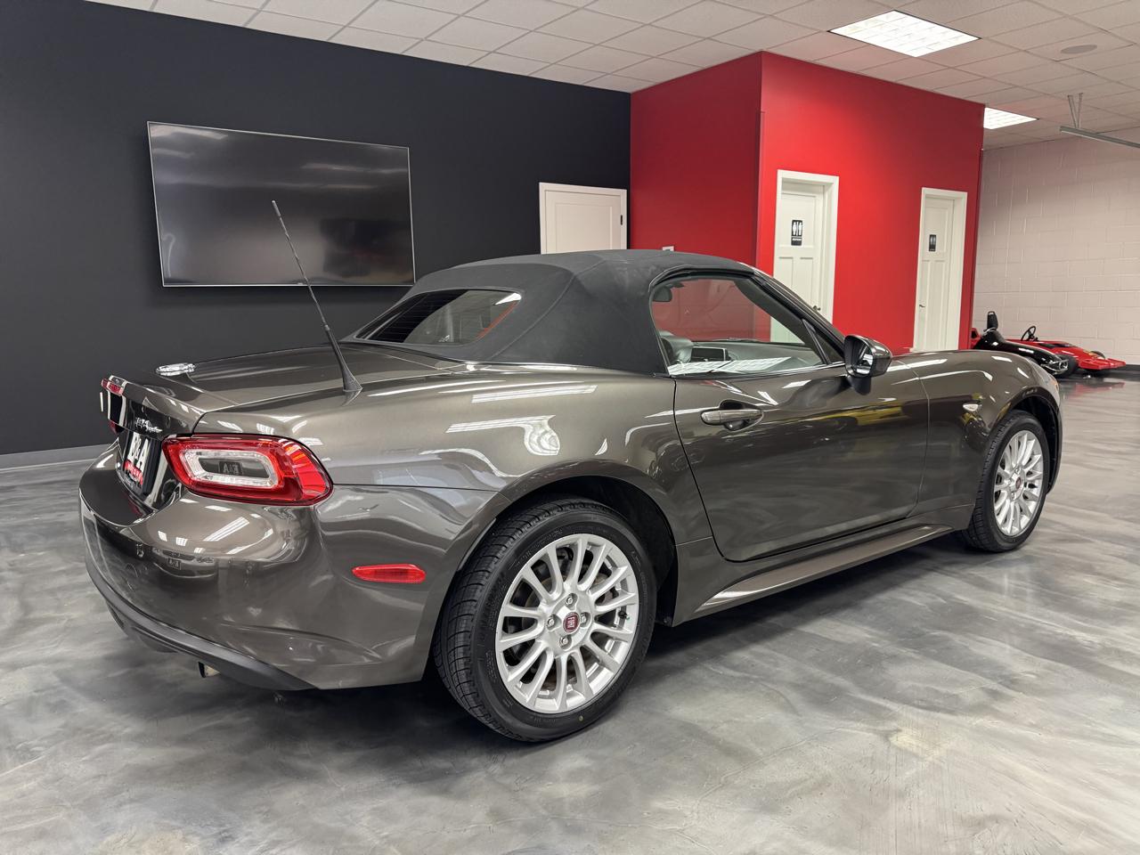 Fiat 124 Spider Classica Convertible 2017