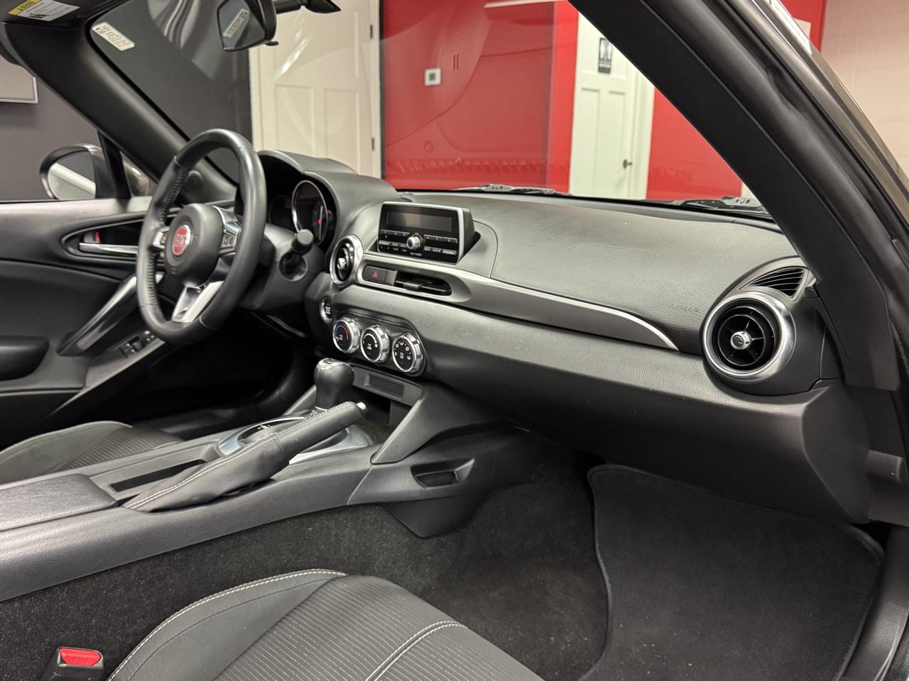 Fiat 124 Spider Classica Convertible 2017