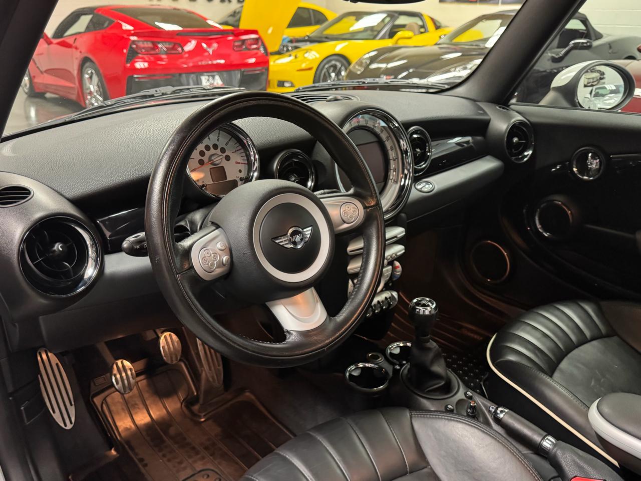 MINI Cooper Hardtop 2dr Cpe S 2009