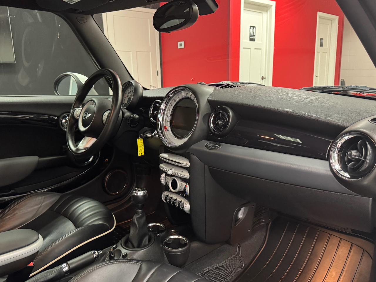 MINI Cooper Hardtop 2dr Cpe S 2009