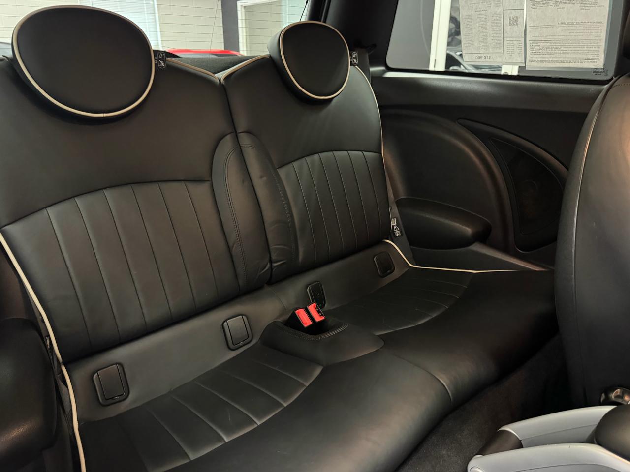 MINI Cooper Hardtop 2dr Cpe S 2009
