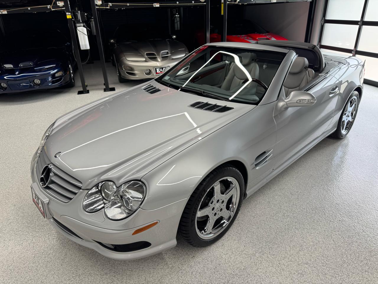 Mercedes-Benz SL-Class 2dr Roadster 5.0L 2003