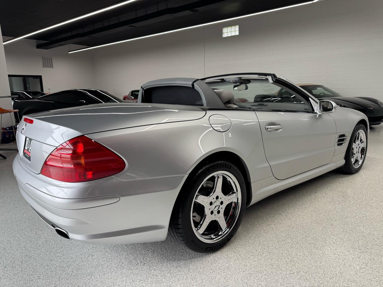 Mercedes-Benz SL-Class 2dr Roadster 5.0L 2003