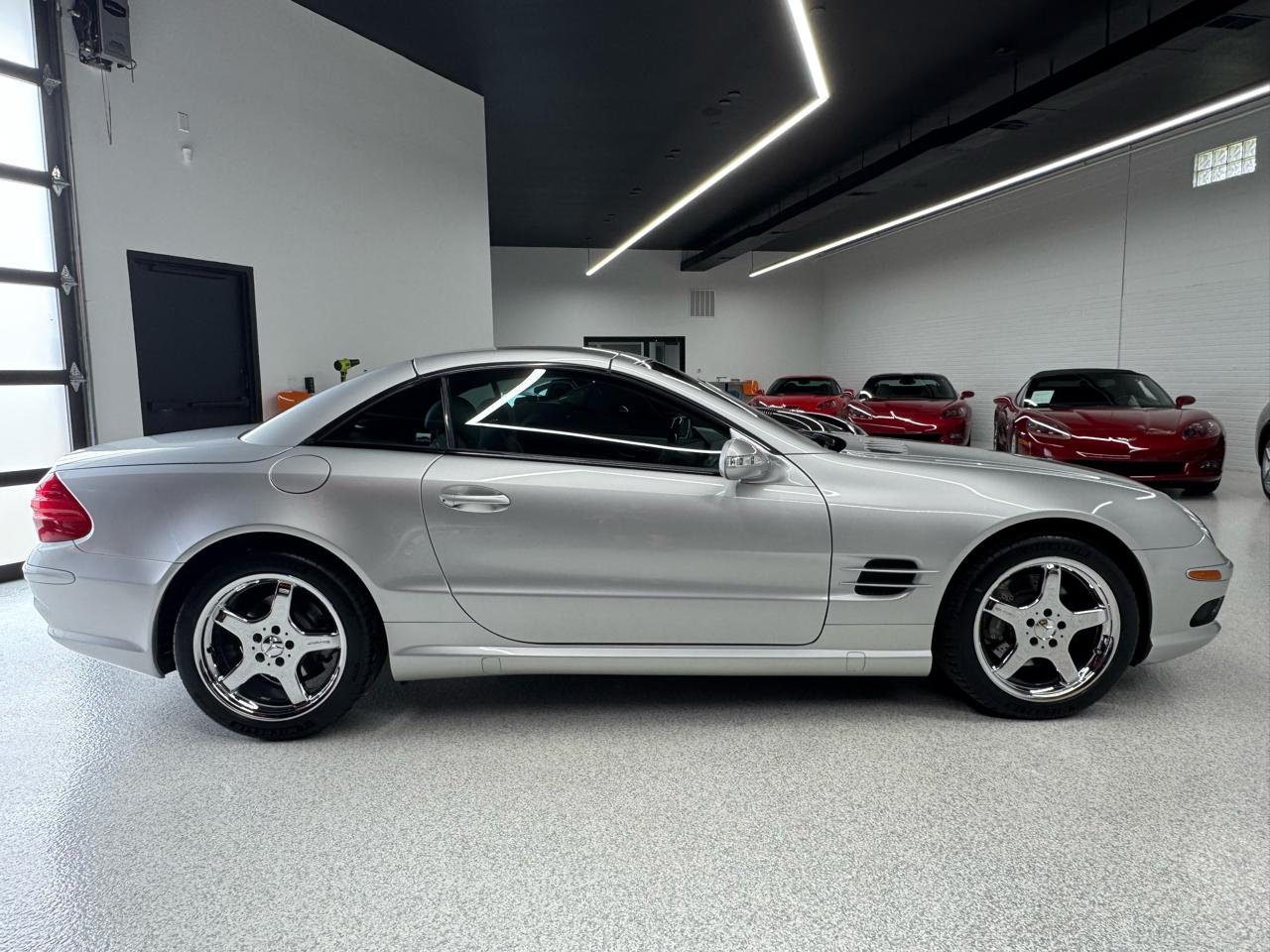 Mercedes-Benz SL-Class 2dr Roadster 5.0L 2003