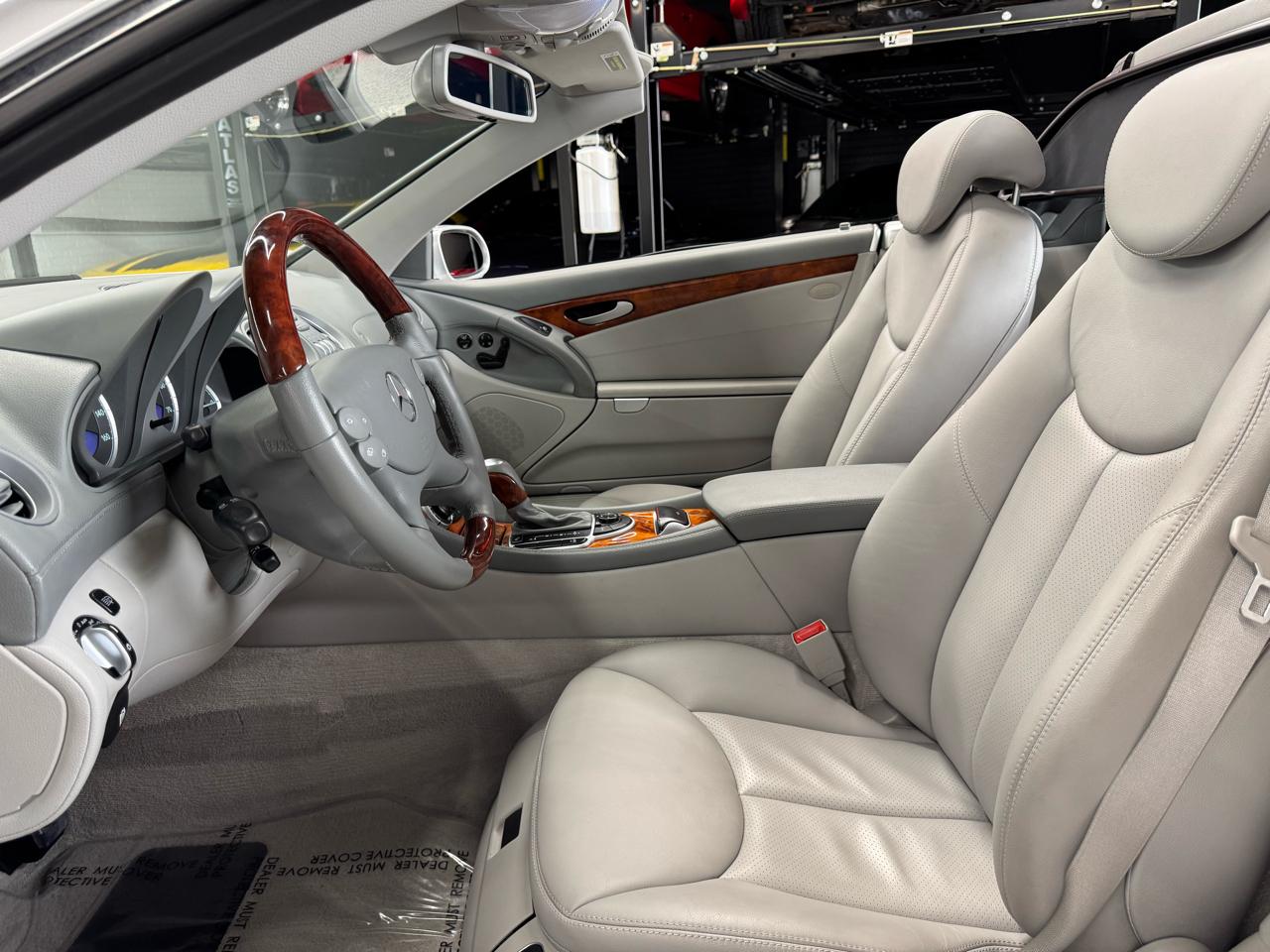 Mercedes-Benz SL-Class 2dr Roadster 5.0L 2003