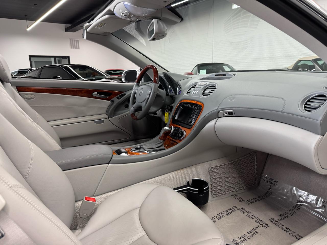 Mercedes-Benz SL-Class 2dr Roadster 5.0L 2003