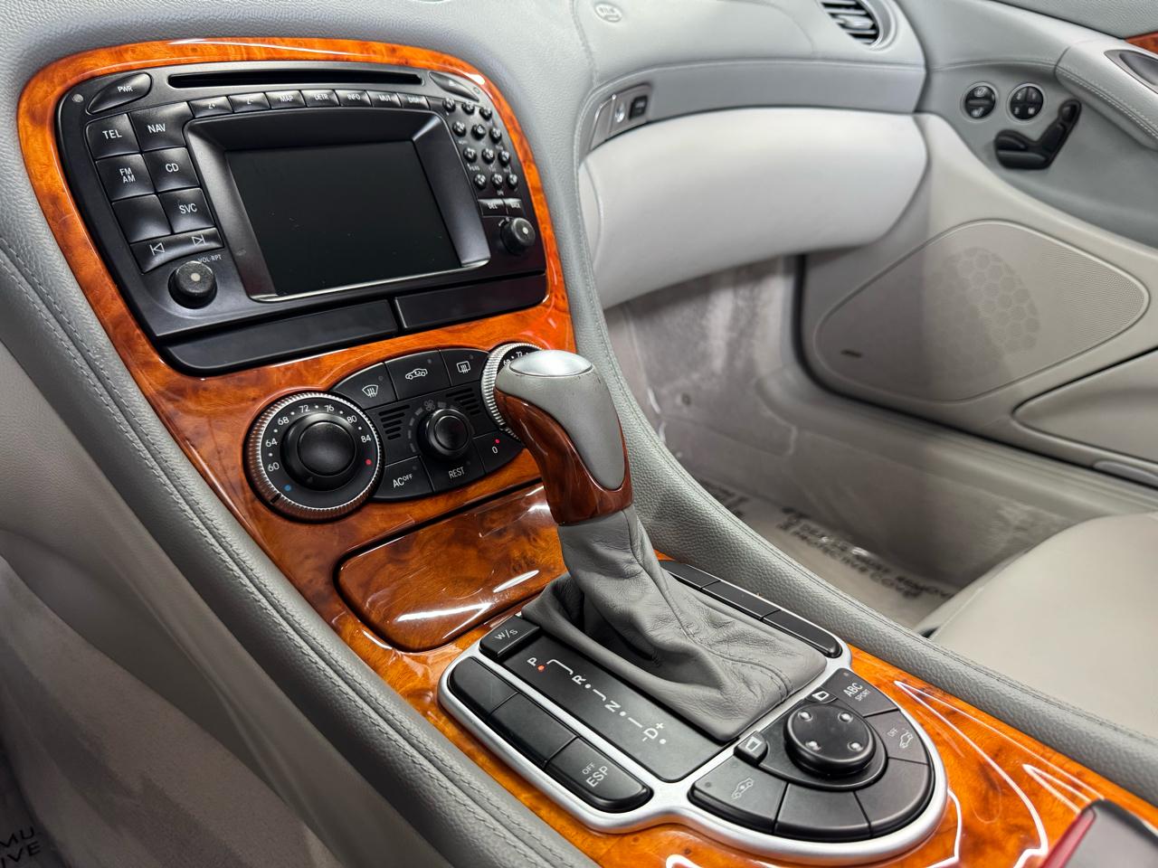 Mercedes-Benz SL-Class 2dr Roadster 5.0L 2003