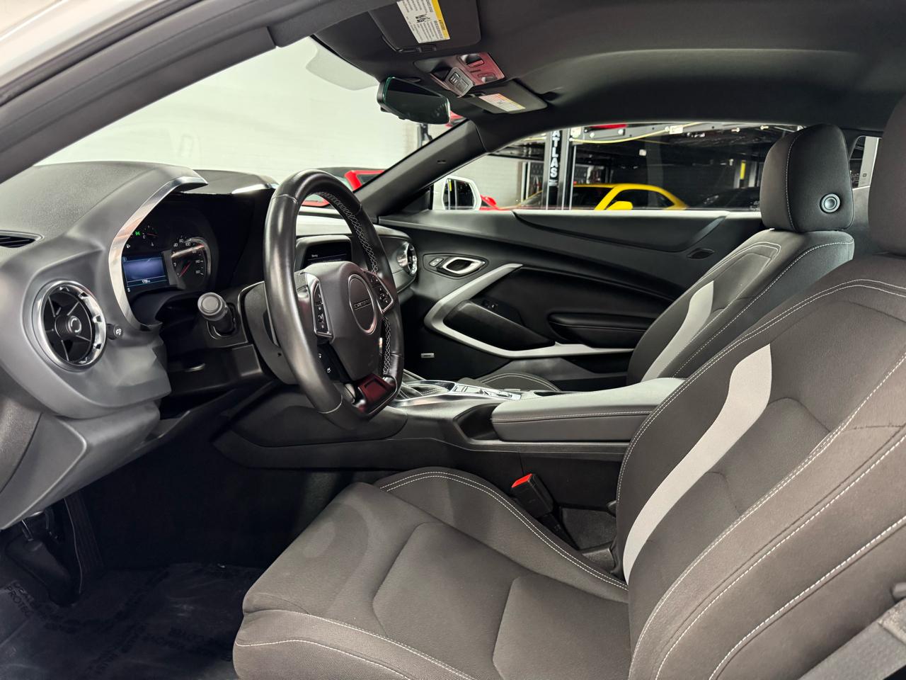 Chevrolet Camaro  2023