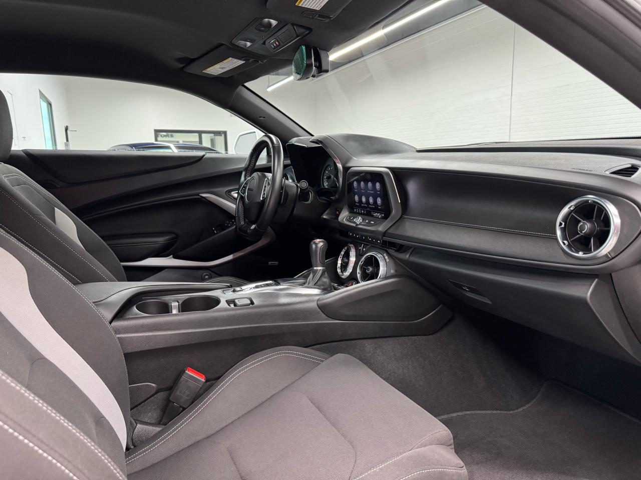 Chevrolet Camaro  2023