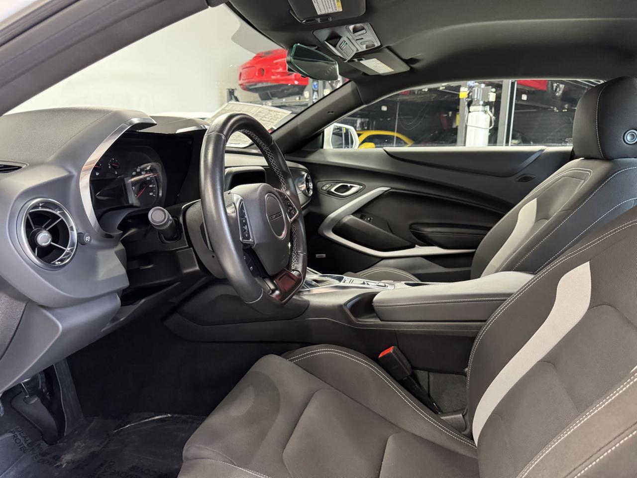 Chevrolet Camaro  2023