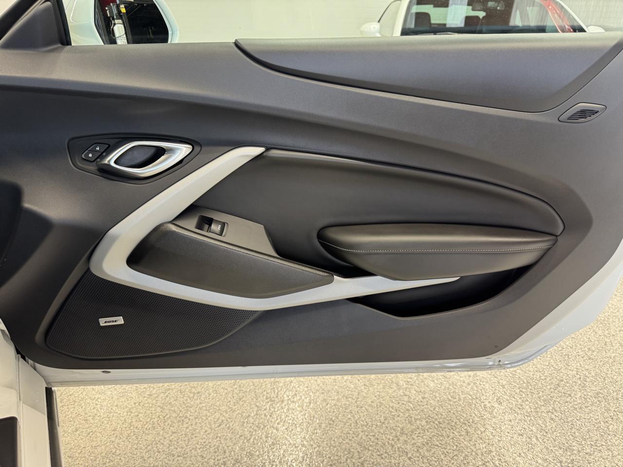 Chevrolet Camaro  2023