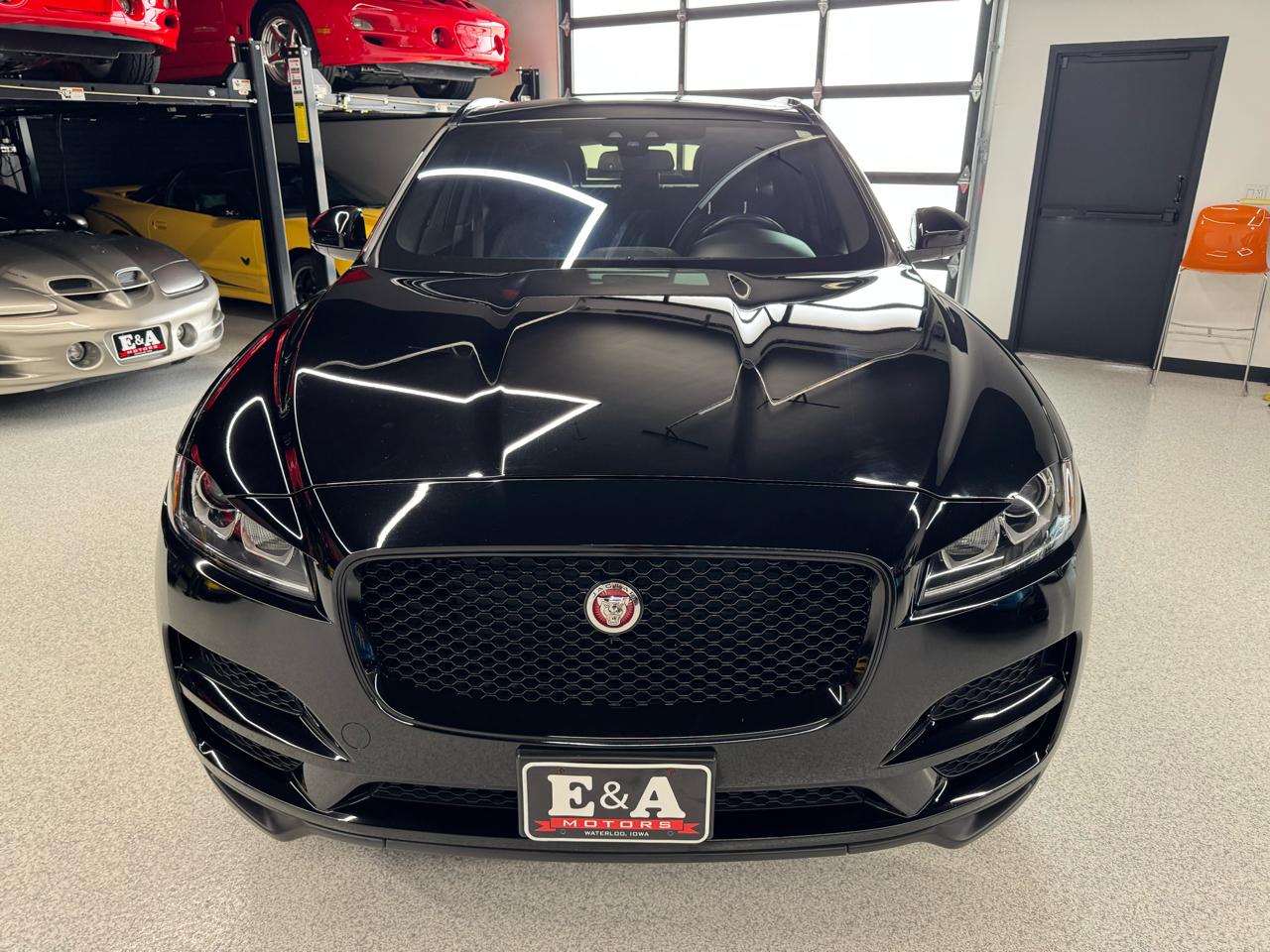 Jaguar F-Pace 25t Premium AWD 2018