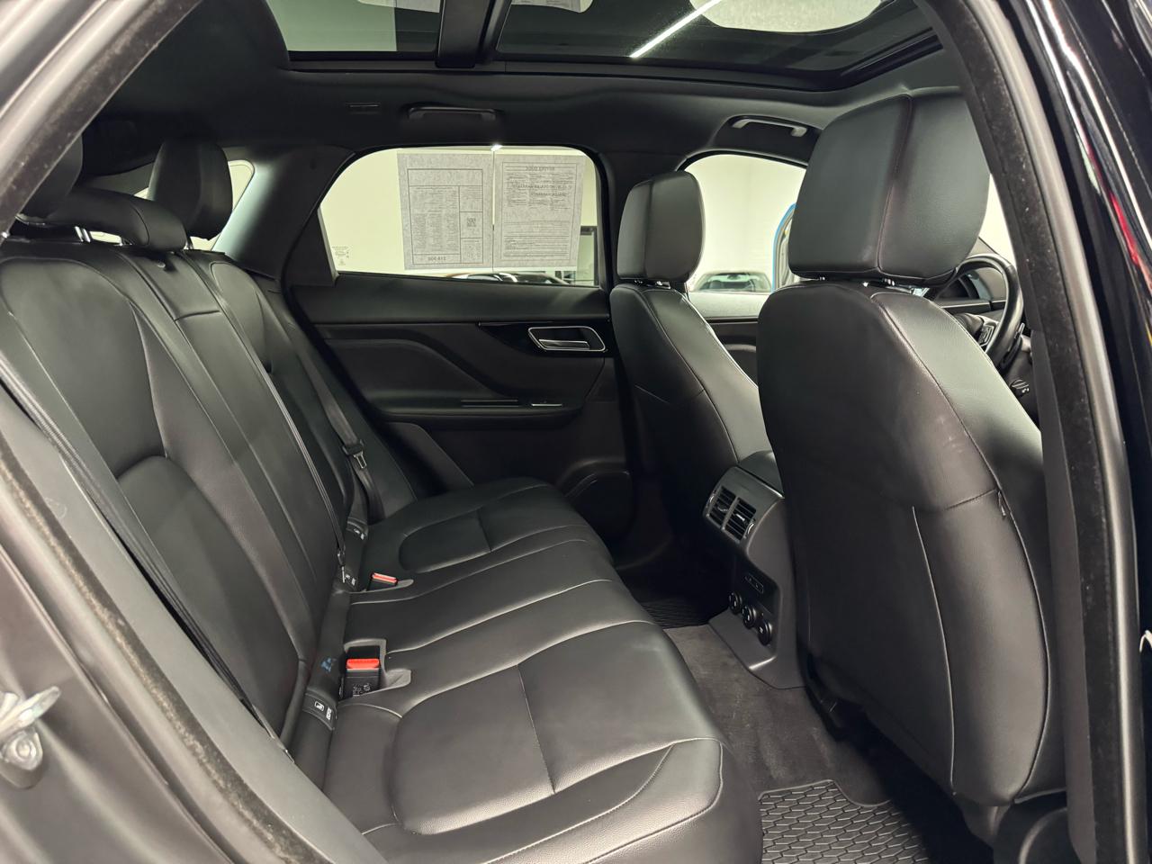 Jaguar F-Pace 25t Premium AWD 2018