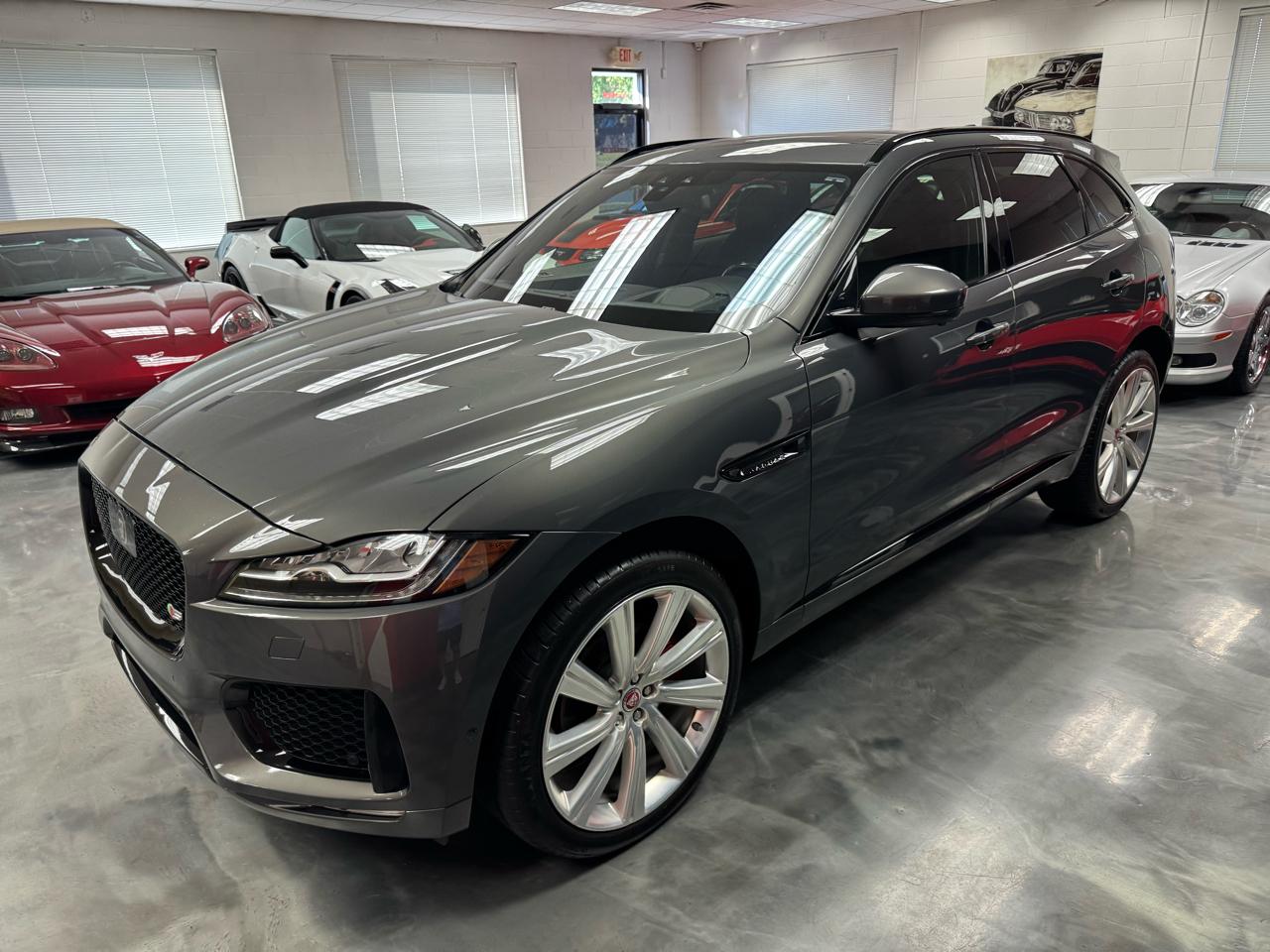 Jaguar F-Pace S AWD 2017