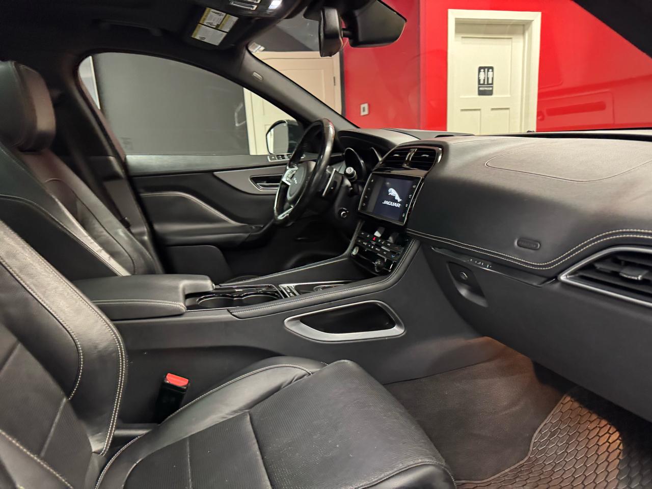 Jaguar F-Pace S AWD 2017