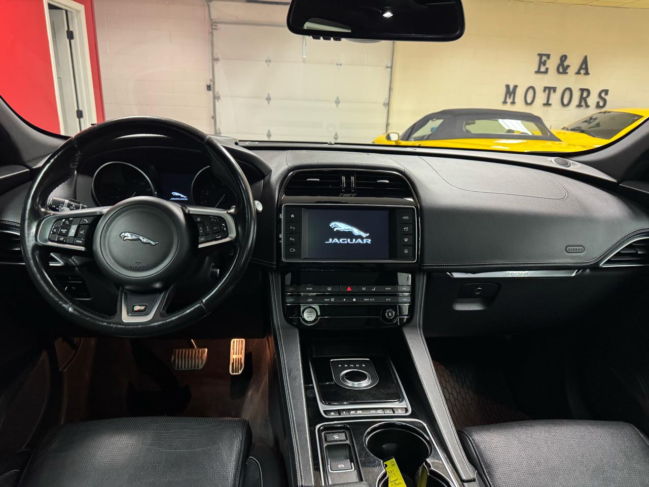 Jaguar F-Pace S AWD 2017