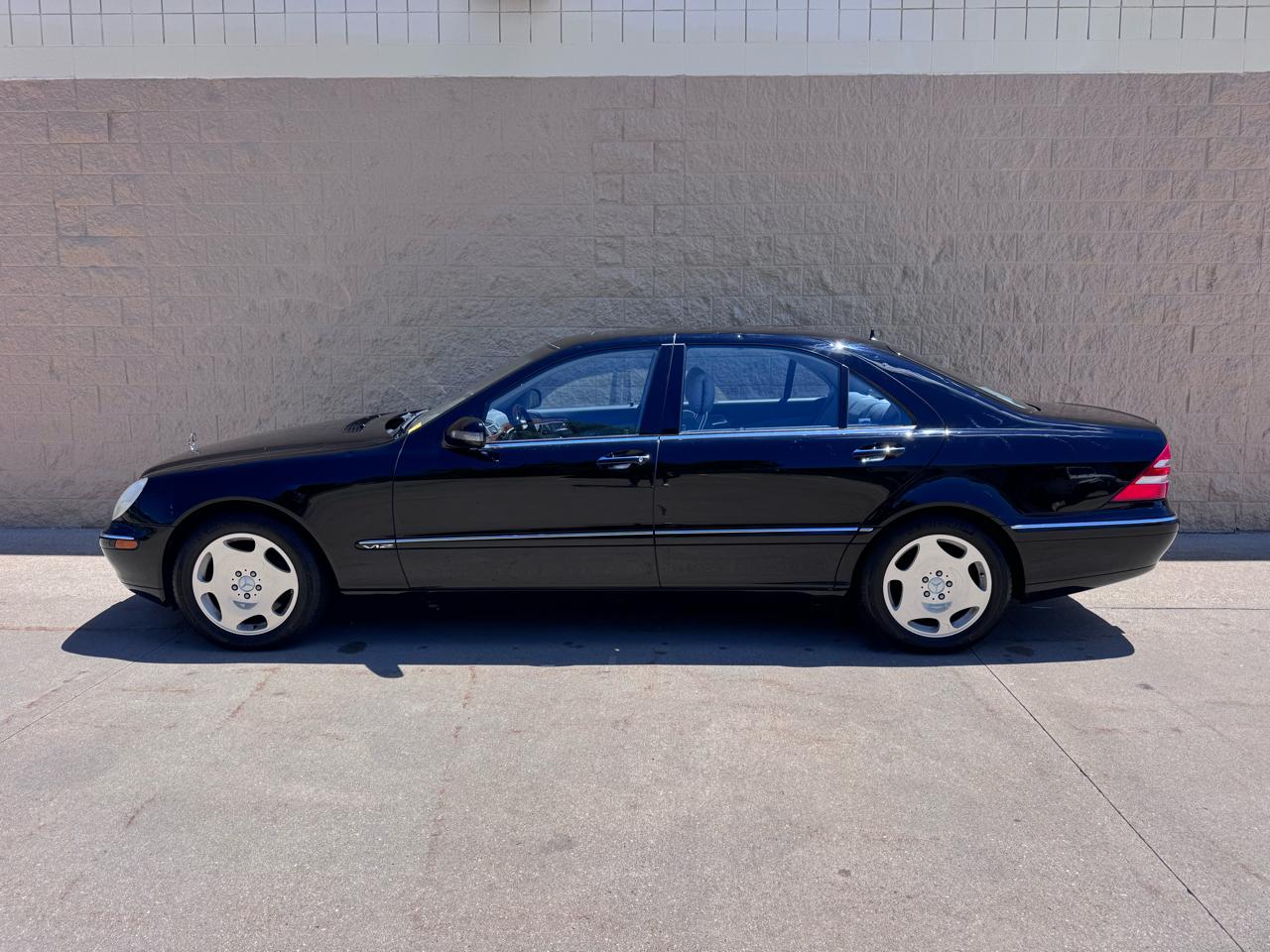 Mercedes-Benz S-Class 4dr Sdn 6.0L 2001