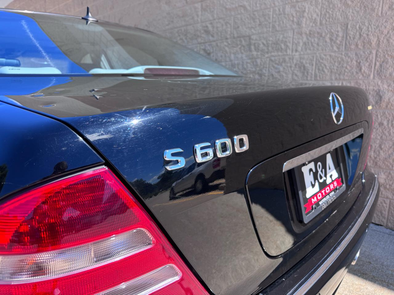 Mercedes-Benz S-Class 4dr Sdn 6.0L 2001