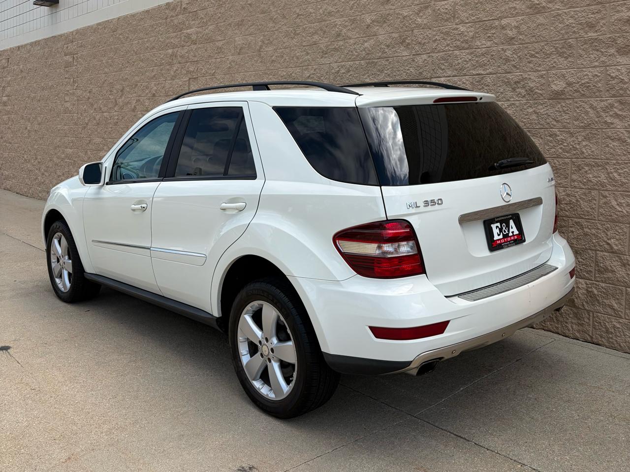 Mercedes-Benz M-Class  2009