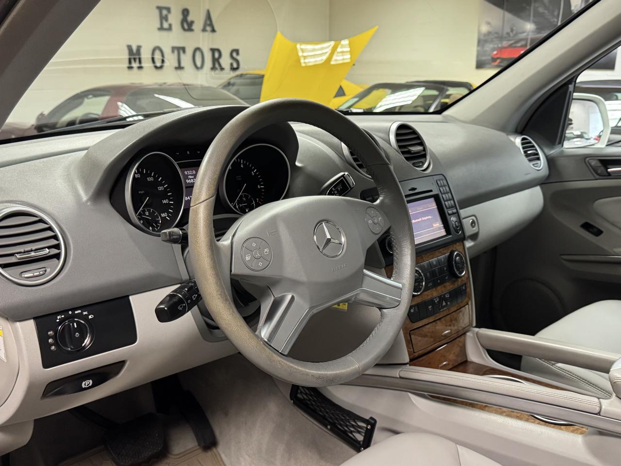 2009 Mercedes-Benz M-Class ML350 - Photo 16