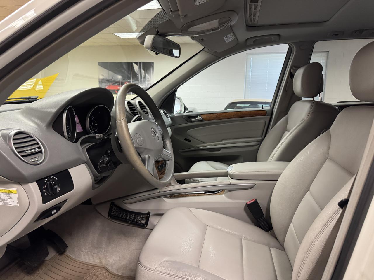 2009 Mercedes-Benz M-Class ML350 - Photo 18