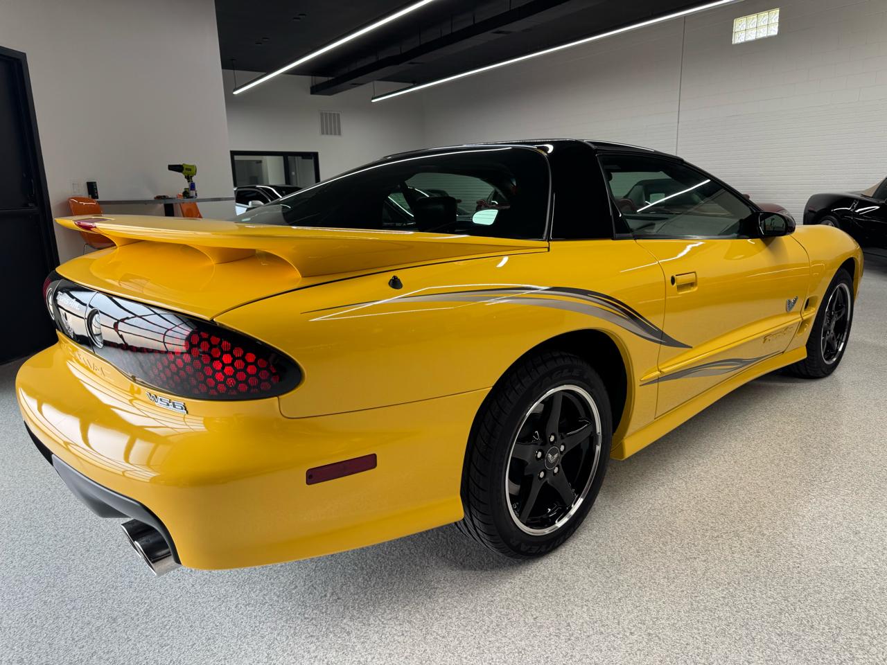 Pontiac Firebird Trans Am WS6 2002