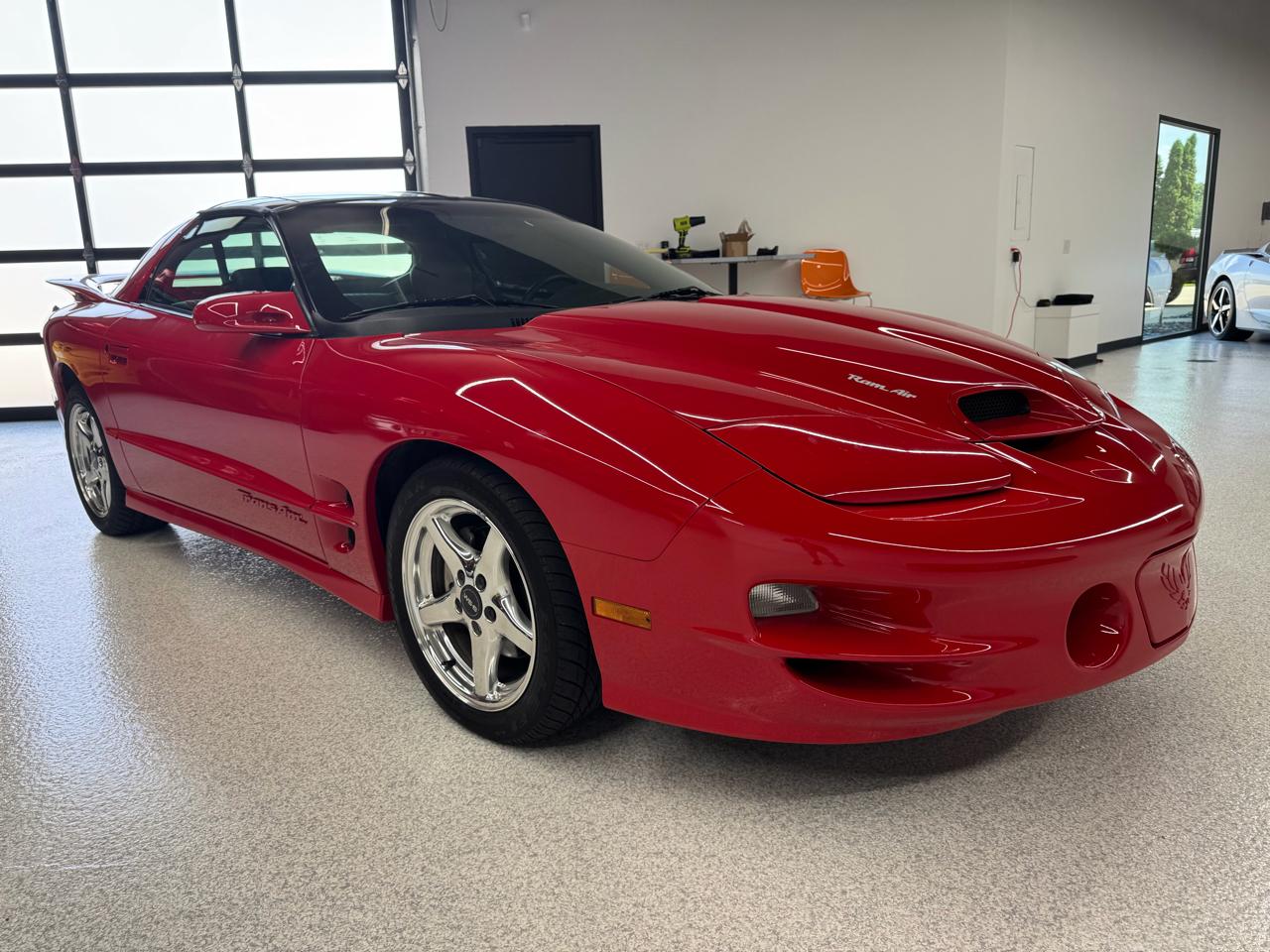 Pontiac Firebird Trans Am WS6 1998