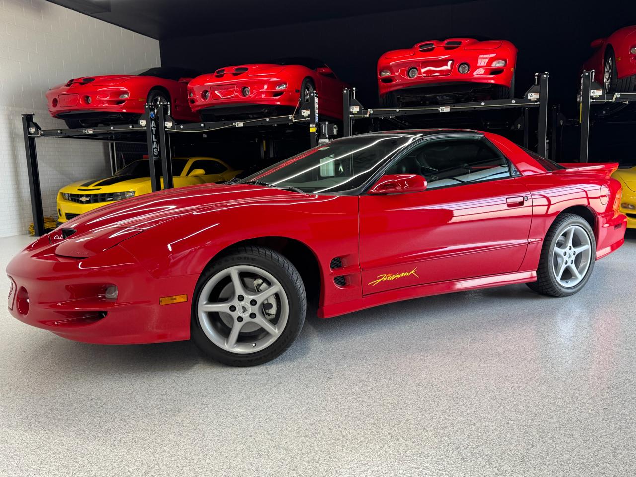 Pontiac Firebird  2002