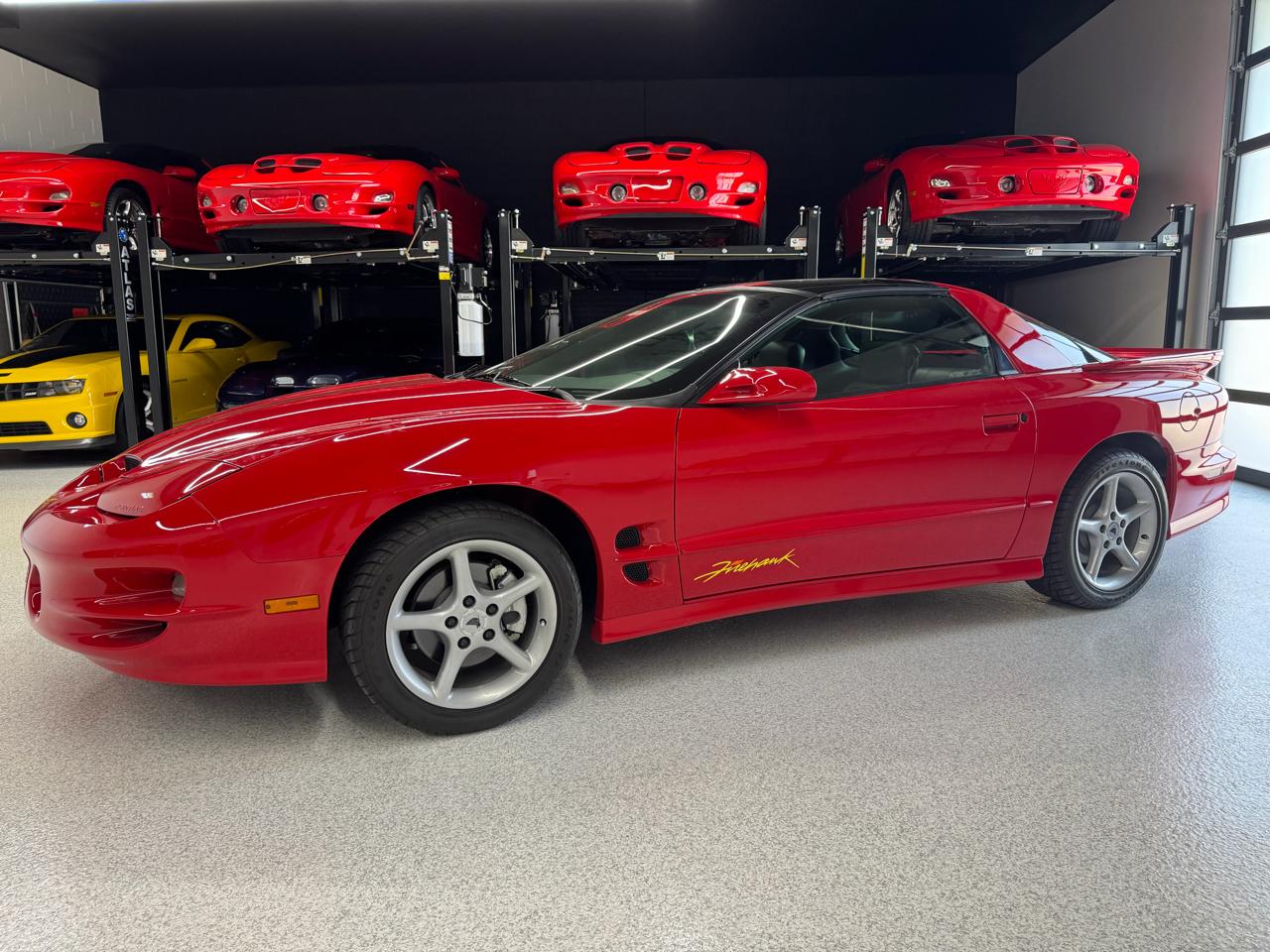 Pontiac Firebird  2002