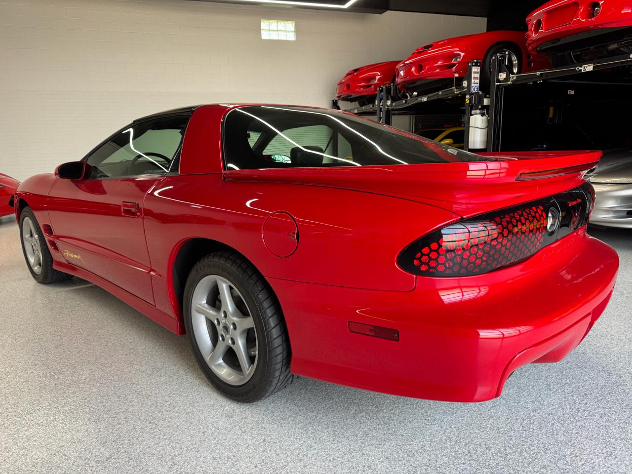 Pontiac Firebird  2002