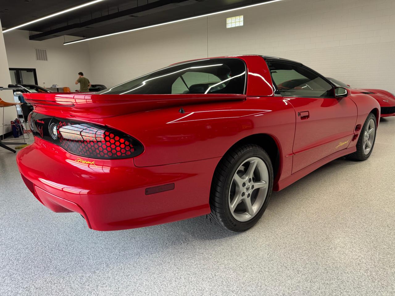 Pontiac Firebird  2002