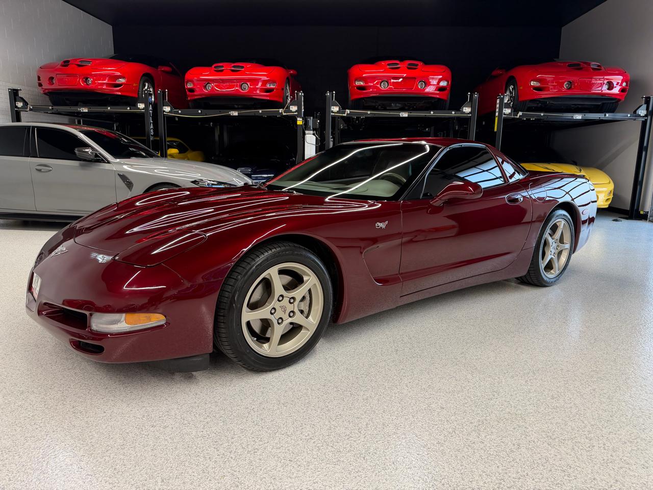 Chevrolet Corvette 2dr Coupe 2003