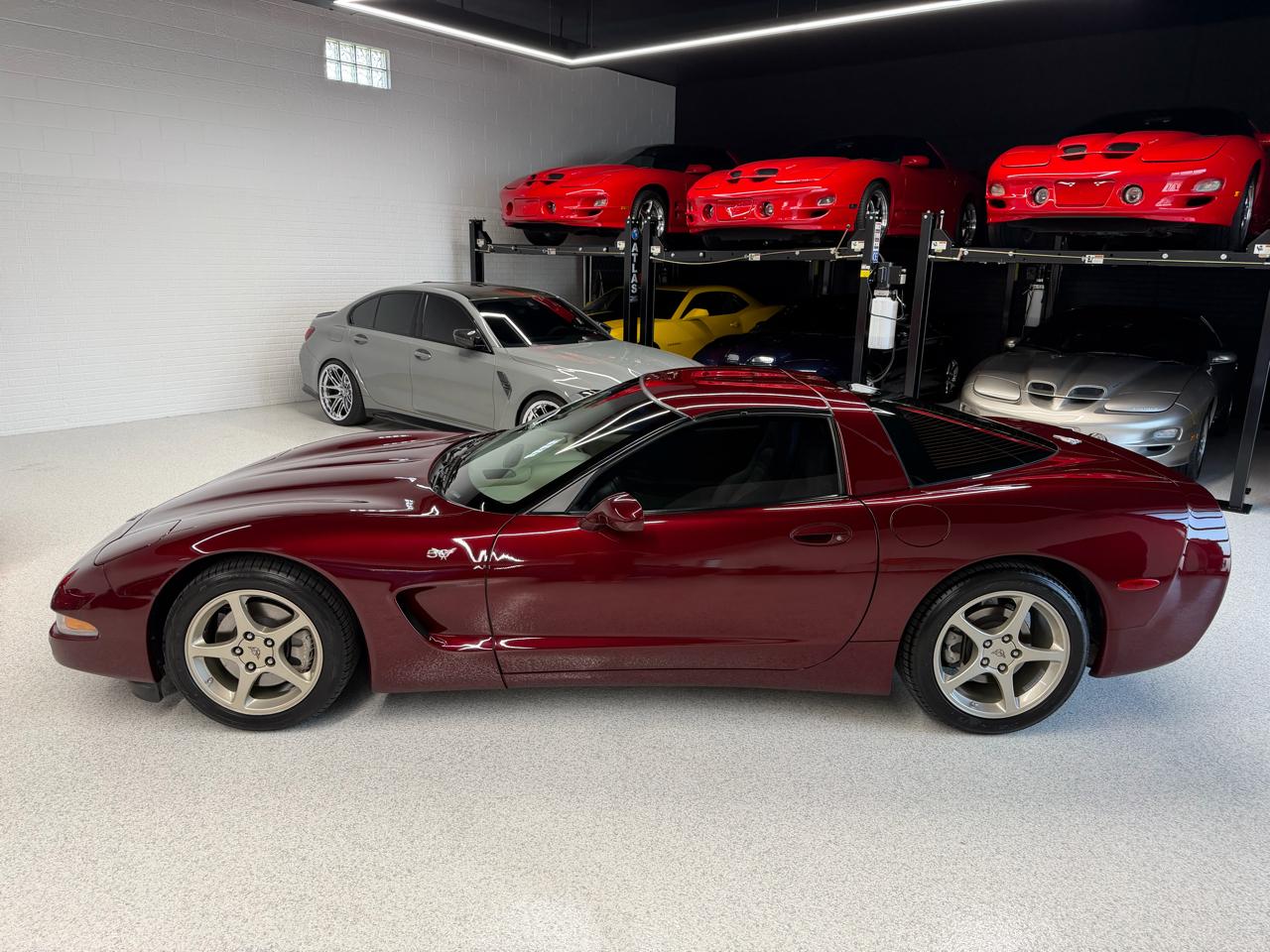 Chevrolet Corvette 2dr Coupe 2003