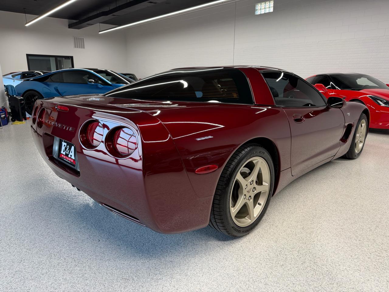 Chevrolet Corvette 2dr Coupe 2003