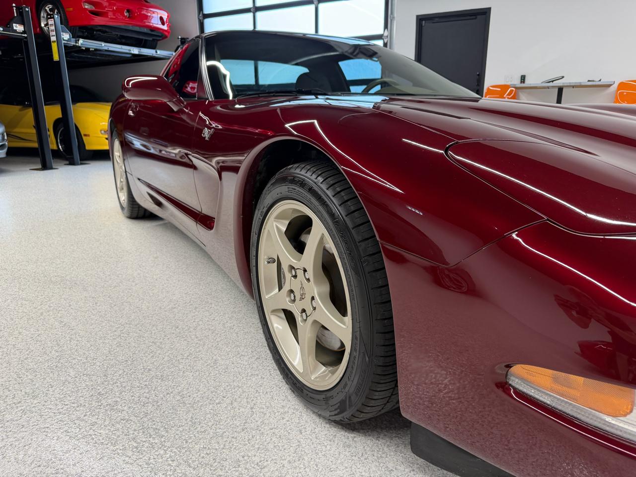 Chevrolet Corvette 2dr Coupe 2003