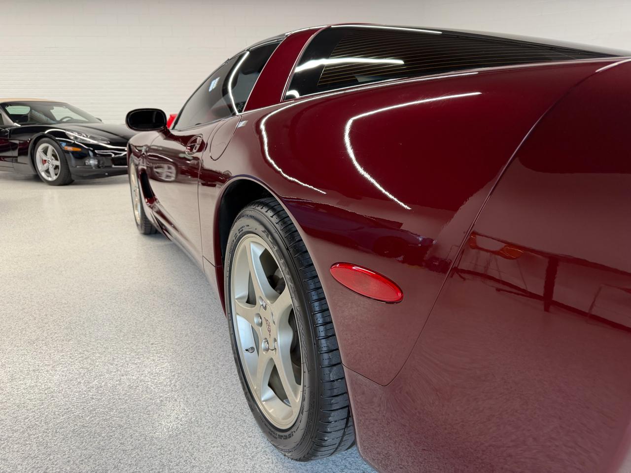 Chevrolet Corvette 2dr Coupe 2003