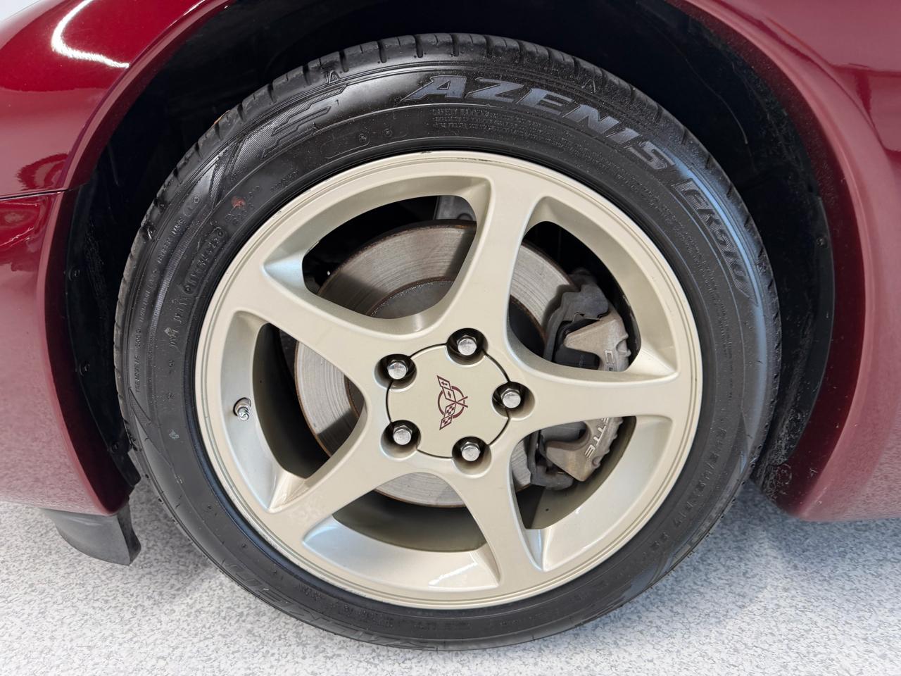 Chevrolet Corvette 2dr Coupe 2003