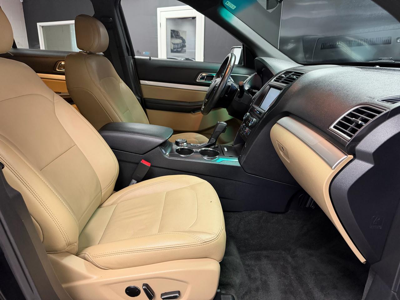 Ford Explorer  2016