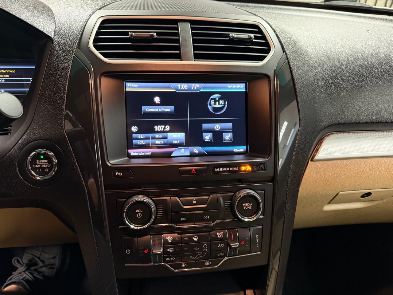 Ford Explorer  2016