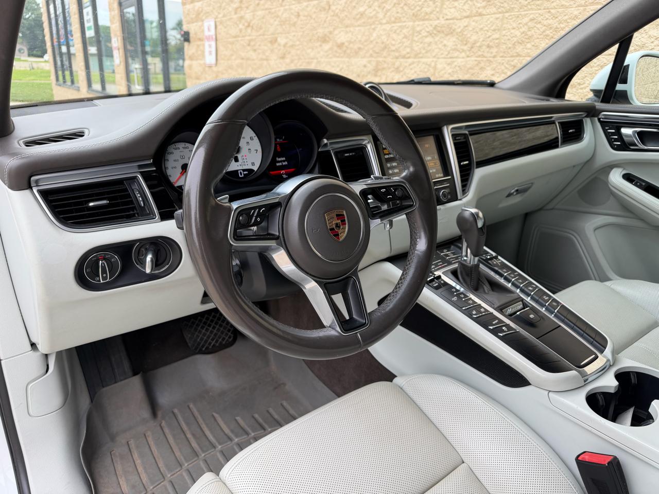 Porsche Macan AWD 4dr S 2016