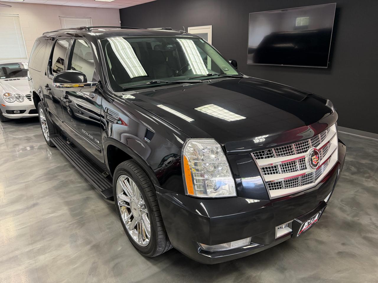 Cadillac Escalade ESV  2013