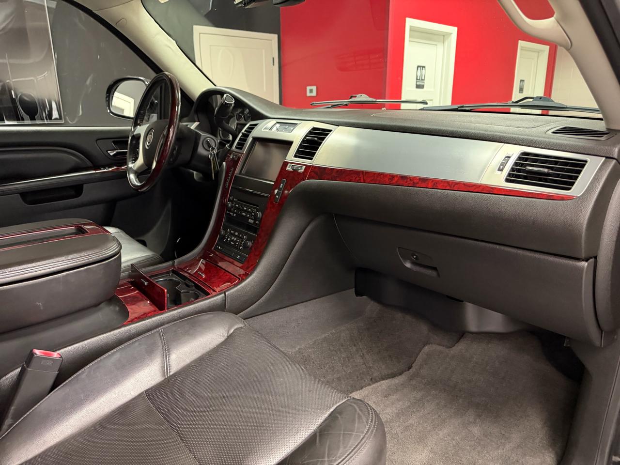 Cadillac Escalade ESV  2013