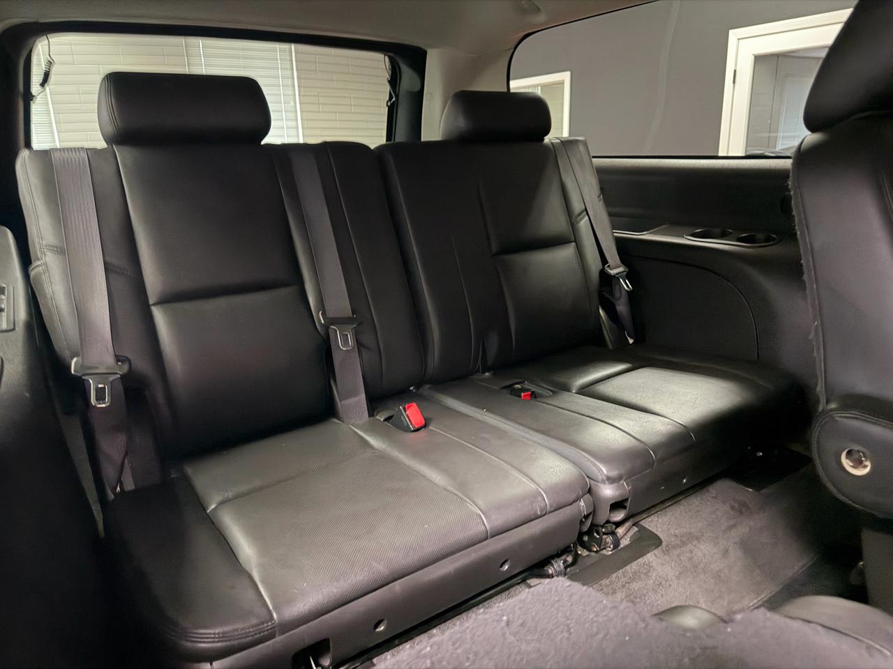 Cadillac Escalade ESV  2013